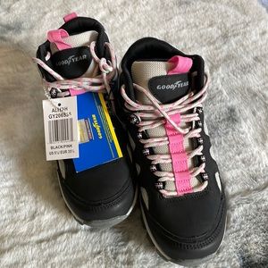 Water Resistant All Terrain Hiking Shoes